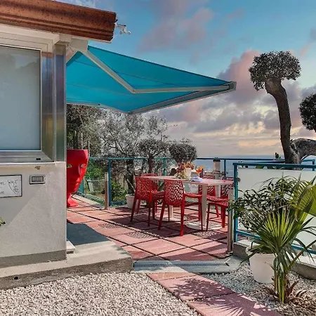 Islamorada Pool And Sea View